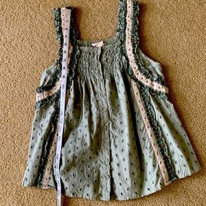 Anthropologie Forever That Girl Embroidered Banded Too- Look at the Details